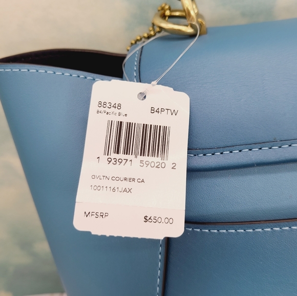 COACH Courier Carryall - Picture 14 of 14